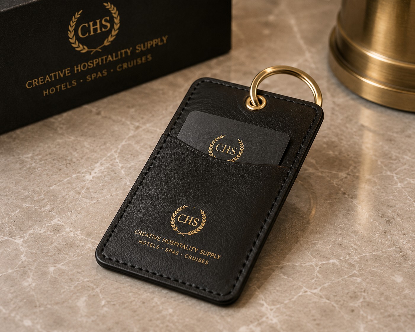 Schlüsselanhänger aus Leder mit CHS-Karte und Goldring
